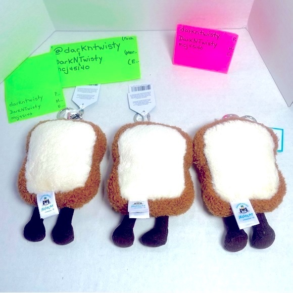 BNWT JELLYCAT AMUSEABLE TOAST BAG CHARM - Picture 11 of 14
